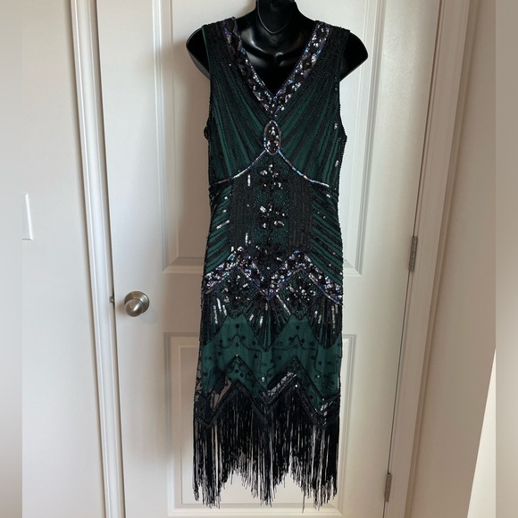 1920's Costume - Picture 4 of 7